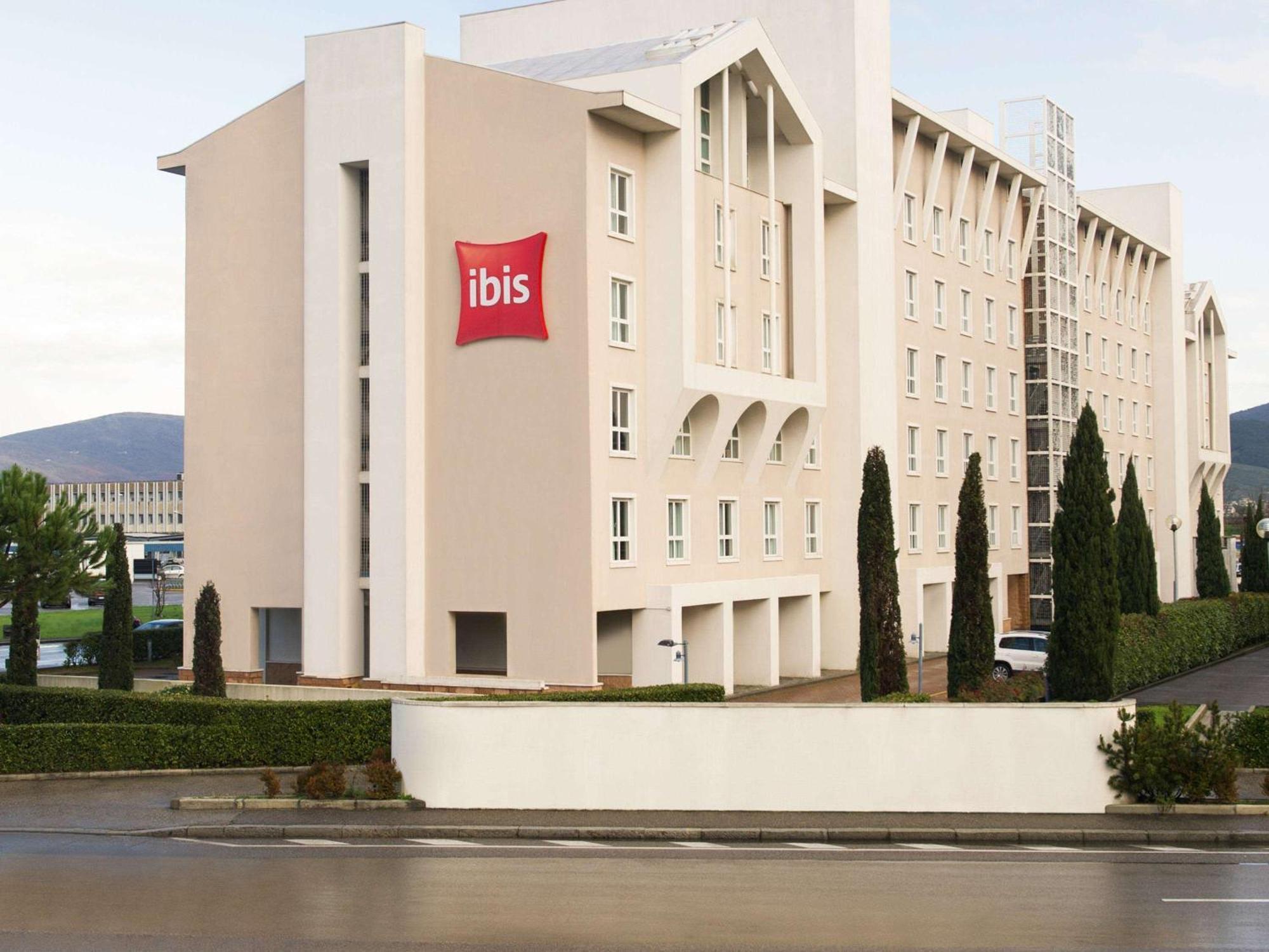 Hotel Ibis Firenze Nord Aeroporto Sesto Fiorentino Exterior photo